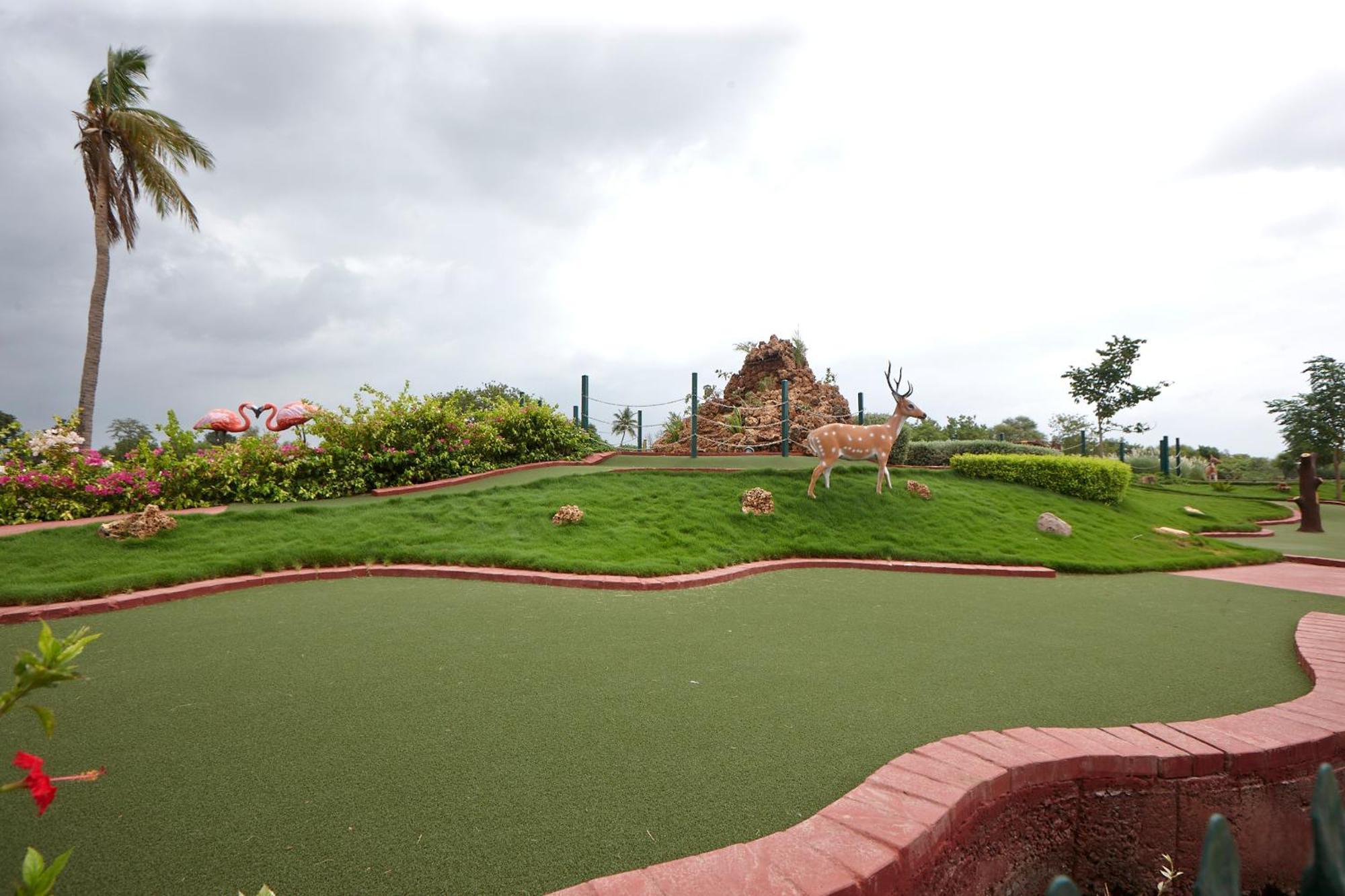 Neonz Resort & Club Anand Ngoại thất bức ảnh